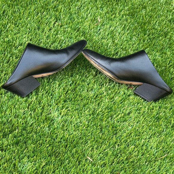 Vince Vigo Leather Black Pointed Toe Mules/Booties Size 8M - Euro 38 - Picture 4 of 11